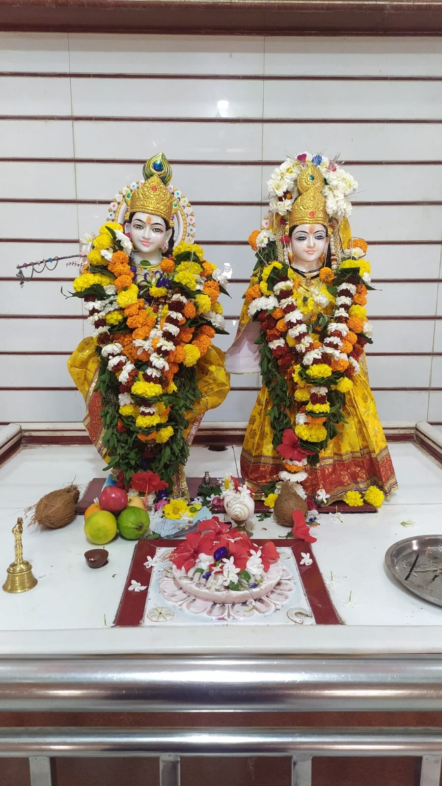 राधाकृष्ण मंदिर कुंडेवहाळ